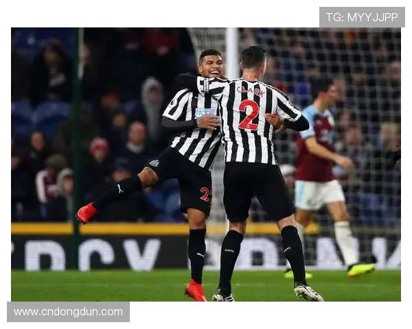 阿斯顿维拉足球俱乐部发展历程与英超崛起之路分析 阿斯顿维拉足球俱乐部发展历程与英超崛起之路分析