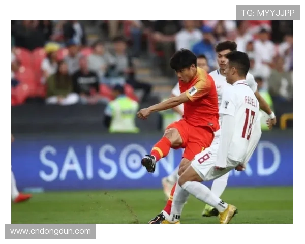 中国足球队备战亚洲杯名单公布，主帅强调提高整体实力与团结合作