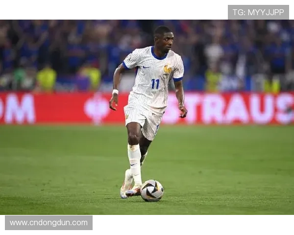 欧洲劲旅大战再掀高潮新星闪耀引爆今夜足球赛场最新焦点热议声中