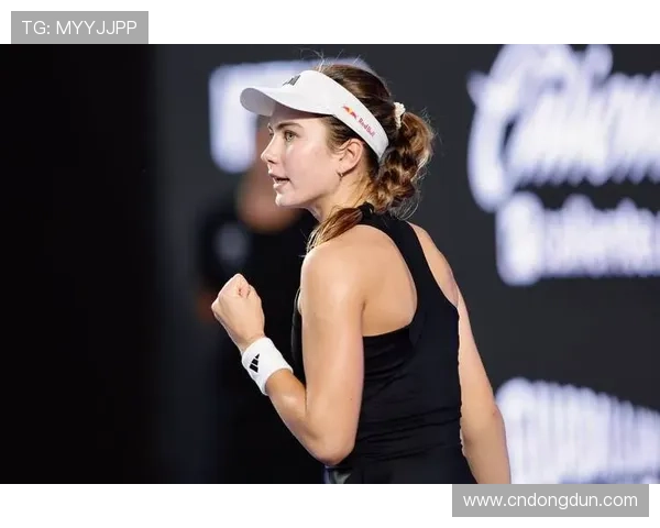 网球大师赛激战正酣 新一轮晋级选手揭晓精彩赛事背后看点