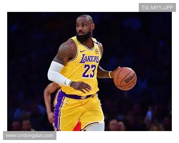 詹姆斯突破历史新高 湖人迎战勇士展现强劲势头